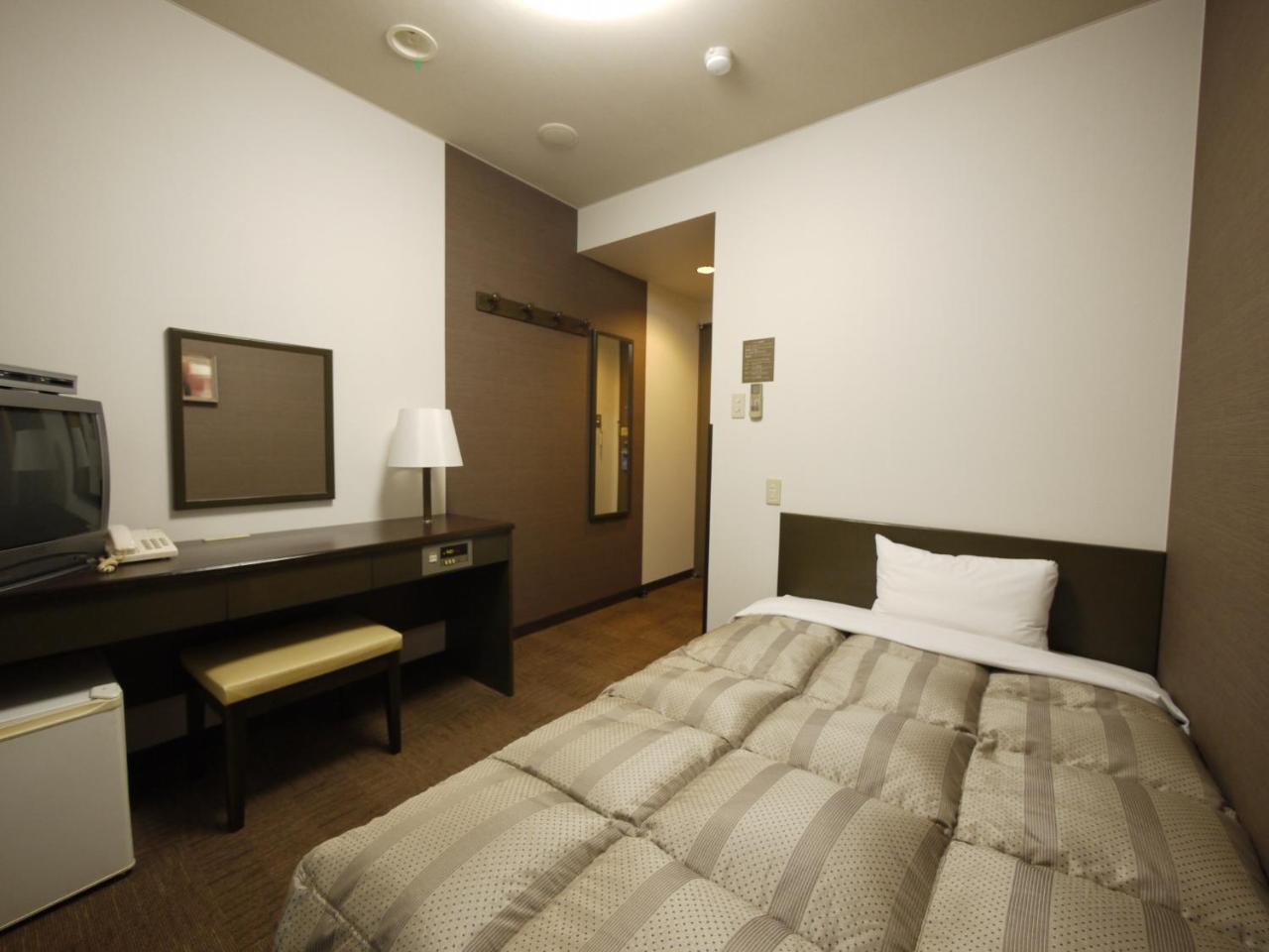 Hotel Route-Inn Court Ina Bagian luar foto
