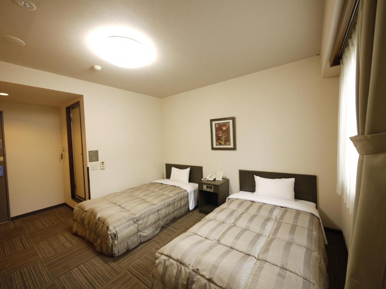 Hotel Route-Inn Court Ina Bagian luar foto
